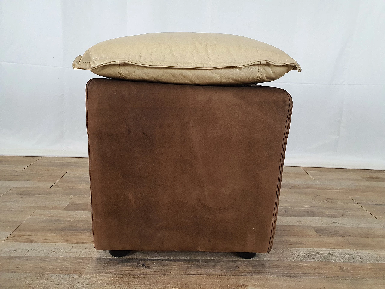 Leather and suede armchair with footstool, 1970s 28