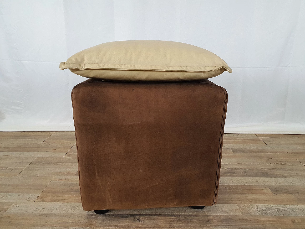 Leather and suede armchair with footstool, 1970s 29