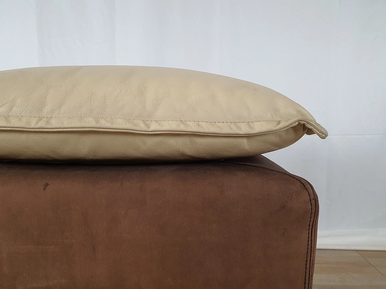 Leather and suede armchair with footstool, 1970s 31