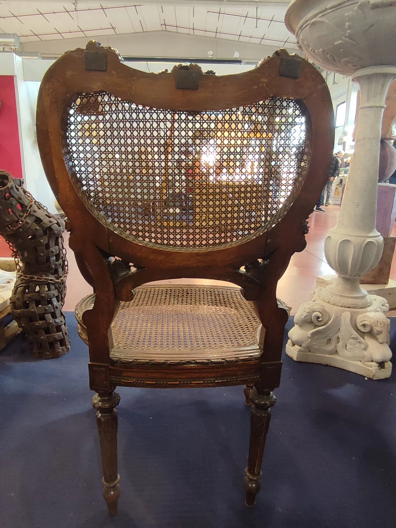 Divano e coppia di poltrone Liberty in paglia di Vienna, inizio '900 1