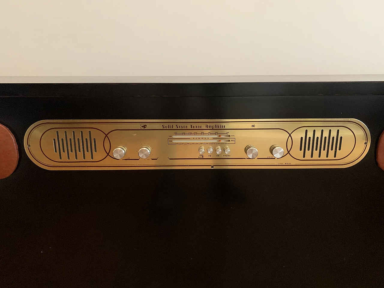 Headboard for bed with integrated radio and dresser, 1960s 3