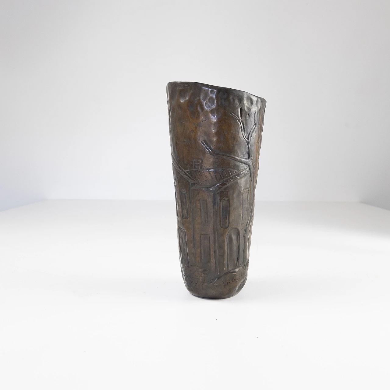 Vaso in rame decorato firmato Bolex, anni '50 8