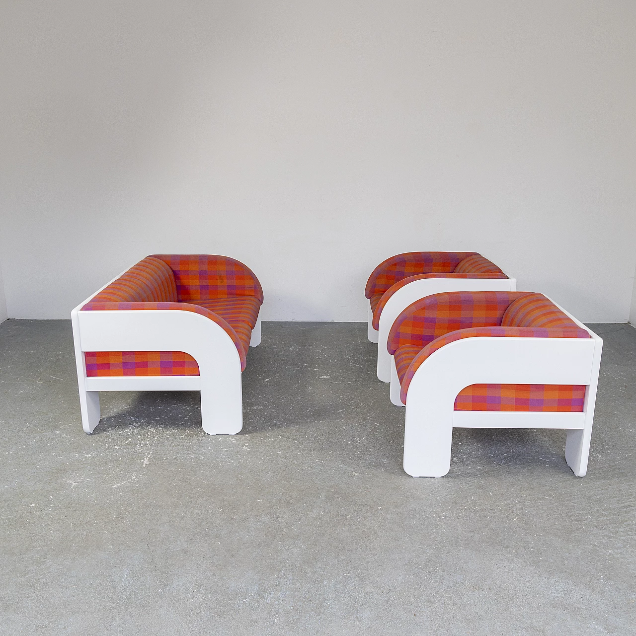 Sofa and pair of armchairs in lacquered wood, 1970s 2