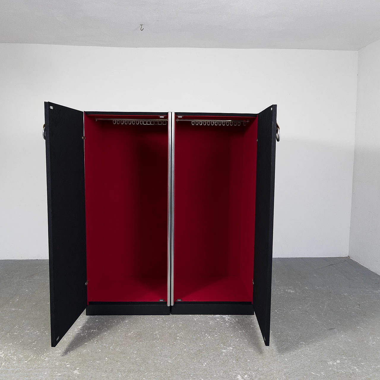 Pair of cabinets by Guido Faleschini for Mariani, 1970s 8