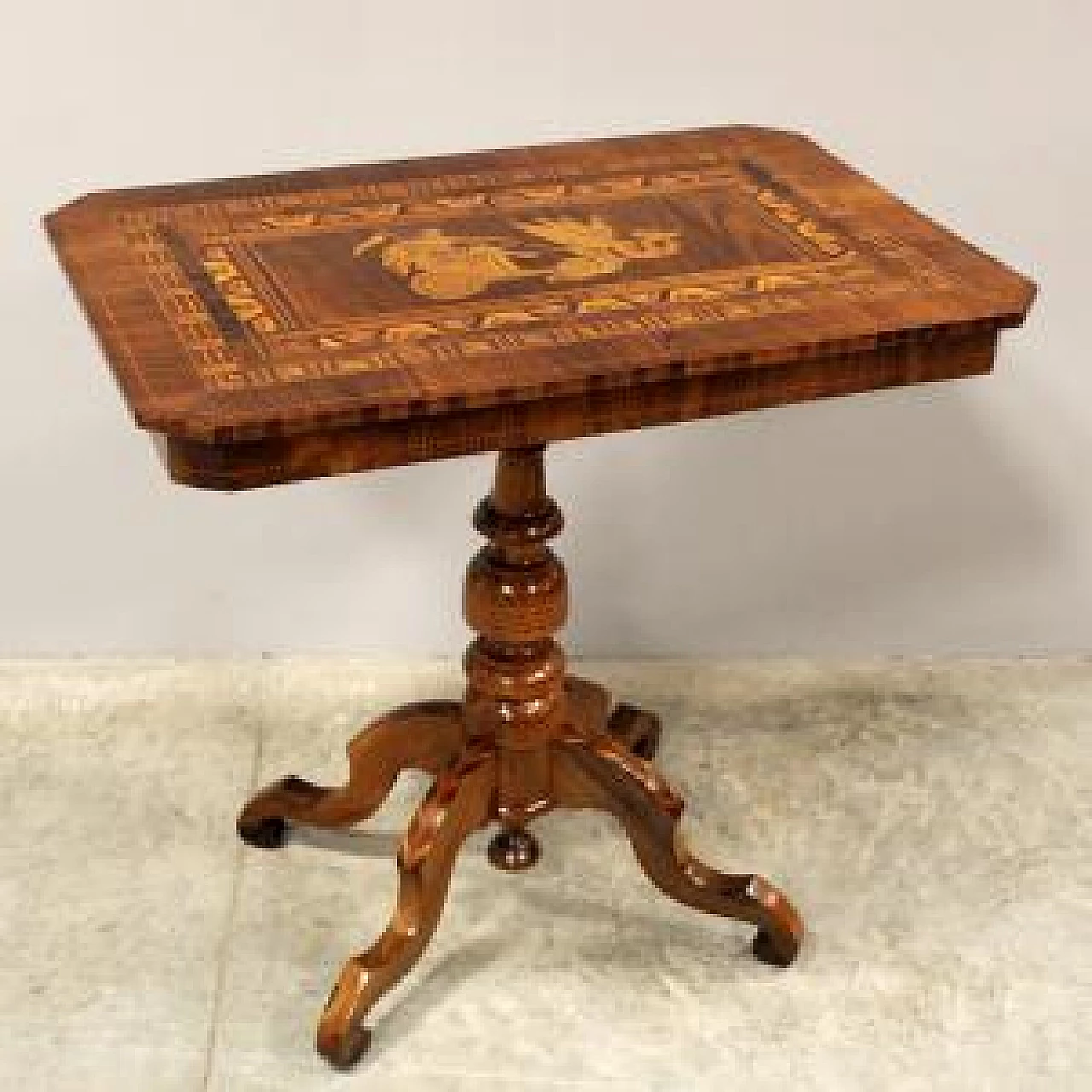 Rolo inlaid walnut coffee table, 19th century 4