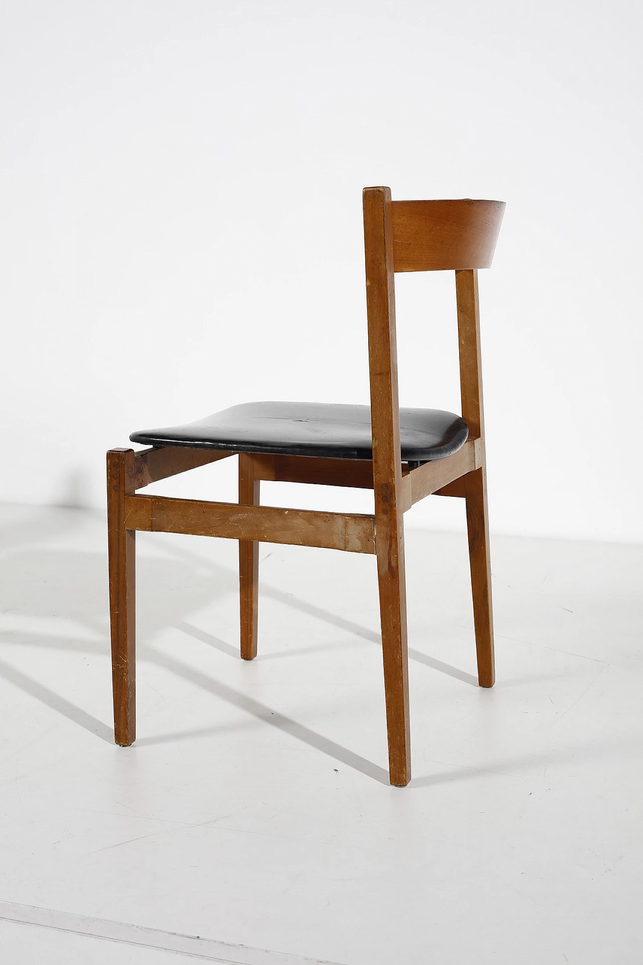 6 Chairs 107 in wood and leather by Gianfranco Frattini, 1960s 4