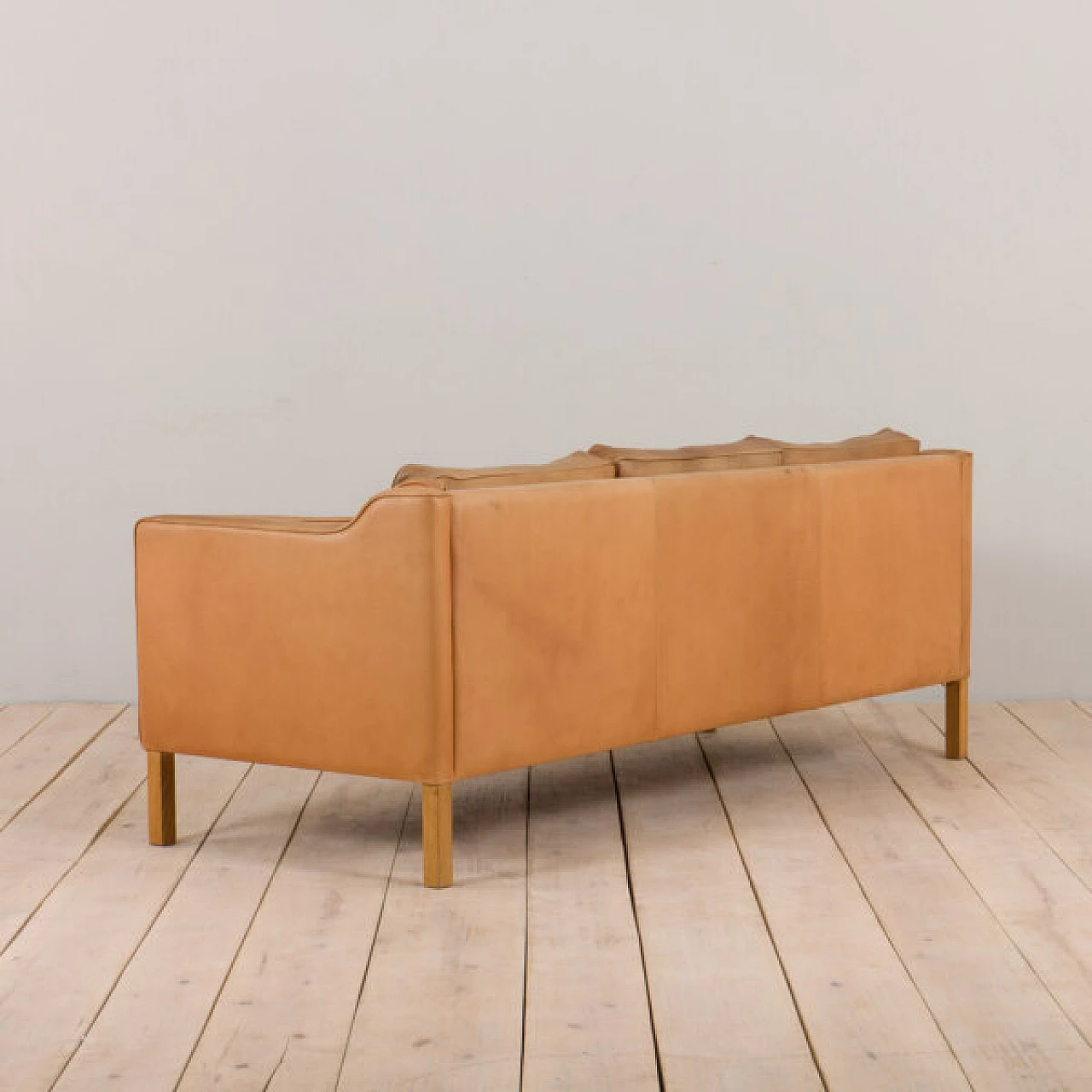 Brown aniline leather three-seater sofa by Mogens Hansen, 1970s 5
