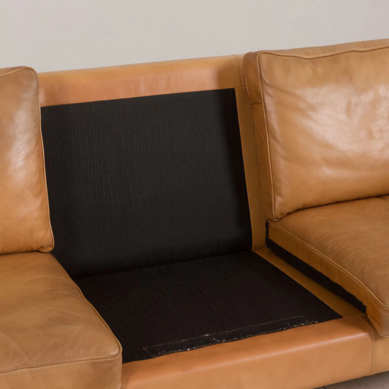 Brown aniline leather three-seater sofa by Mogens Hansen, 1970s 15