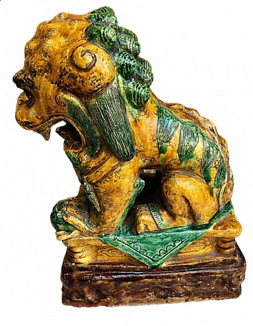 Chinese Foo dog in fired and painted earthenware, 19th century