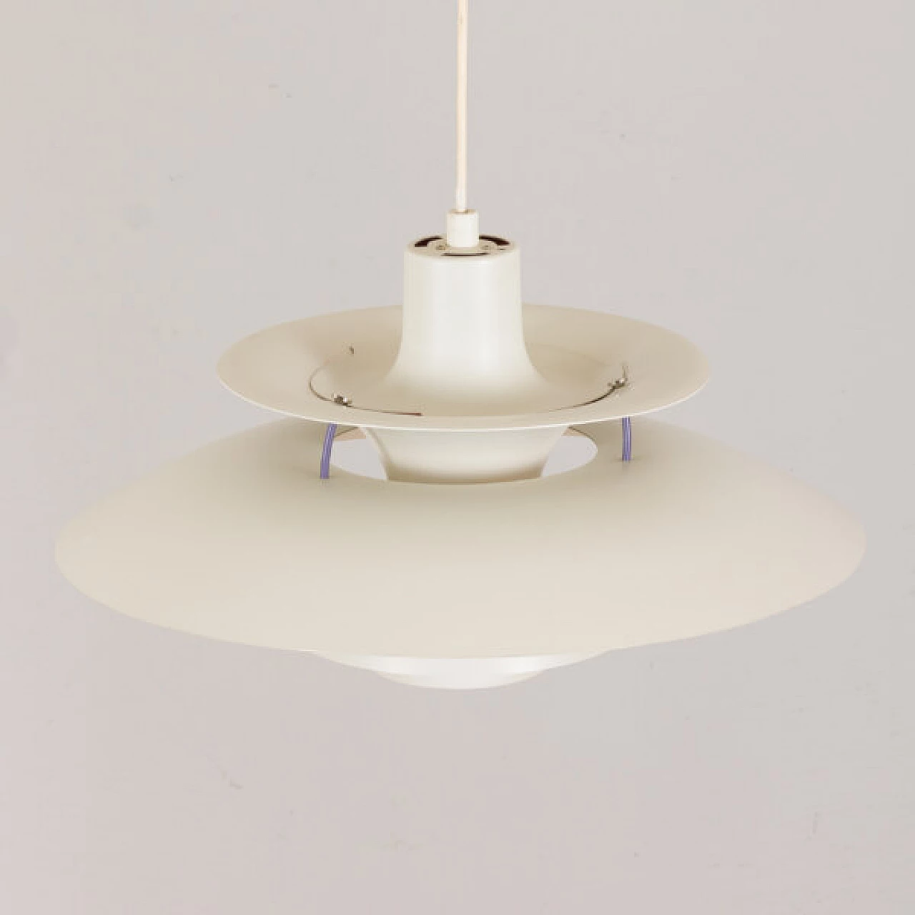 Lampada a sospensione PH5 bianca di Poul Henningsen per Louis Poulsen, anni '70 5