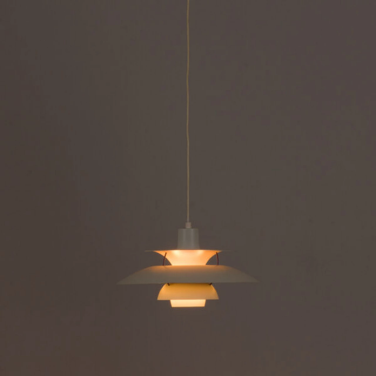 PH5 white pendant lamp by Poul Henningsen for Louis Poulsen, 1970s 12