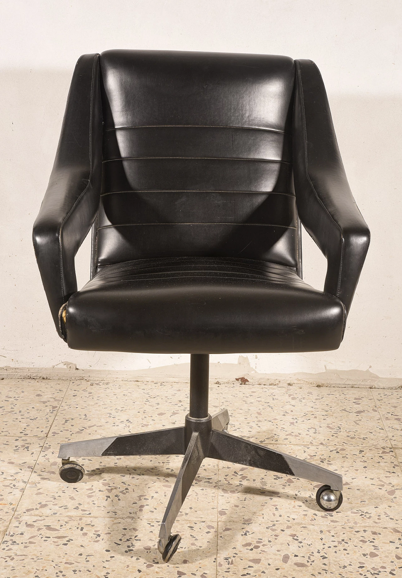 Metal and leather swivel chair with casters, 1970s 3