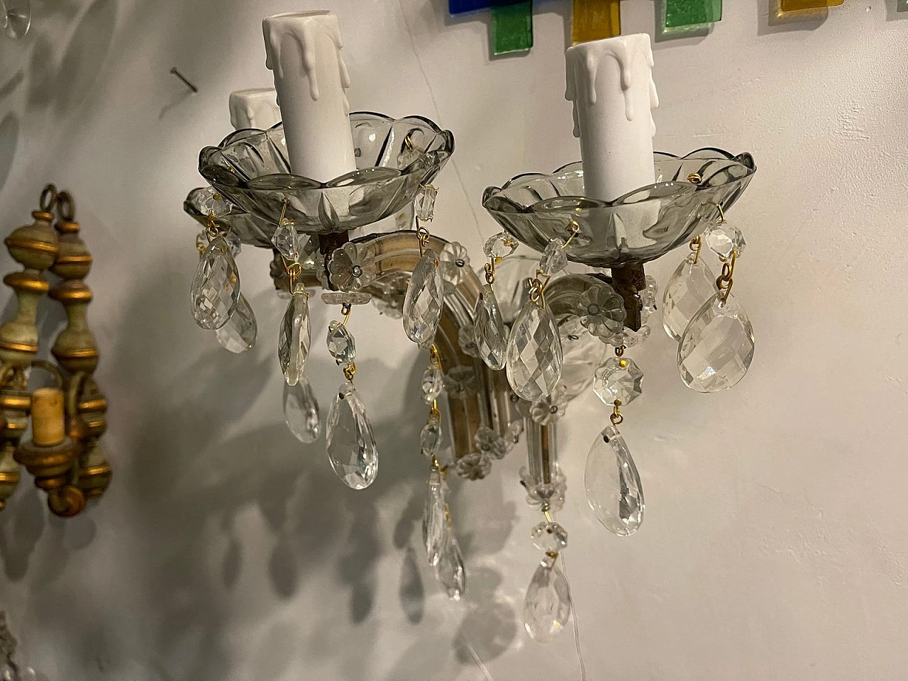 Coppia di applique a tre luci in cristallo e vetro di Murano, anni '60 2