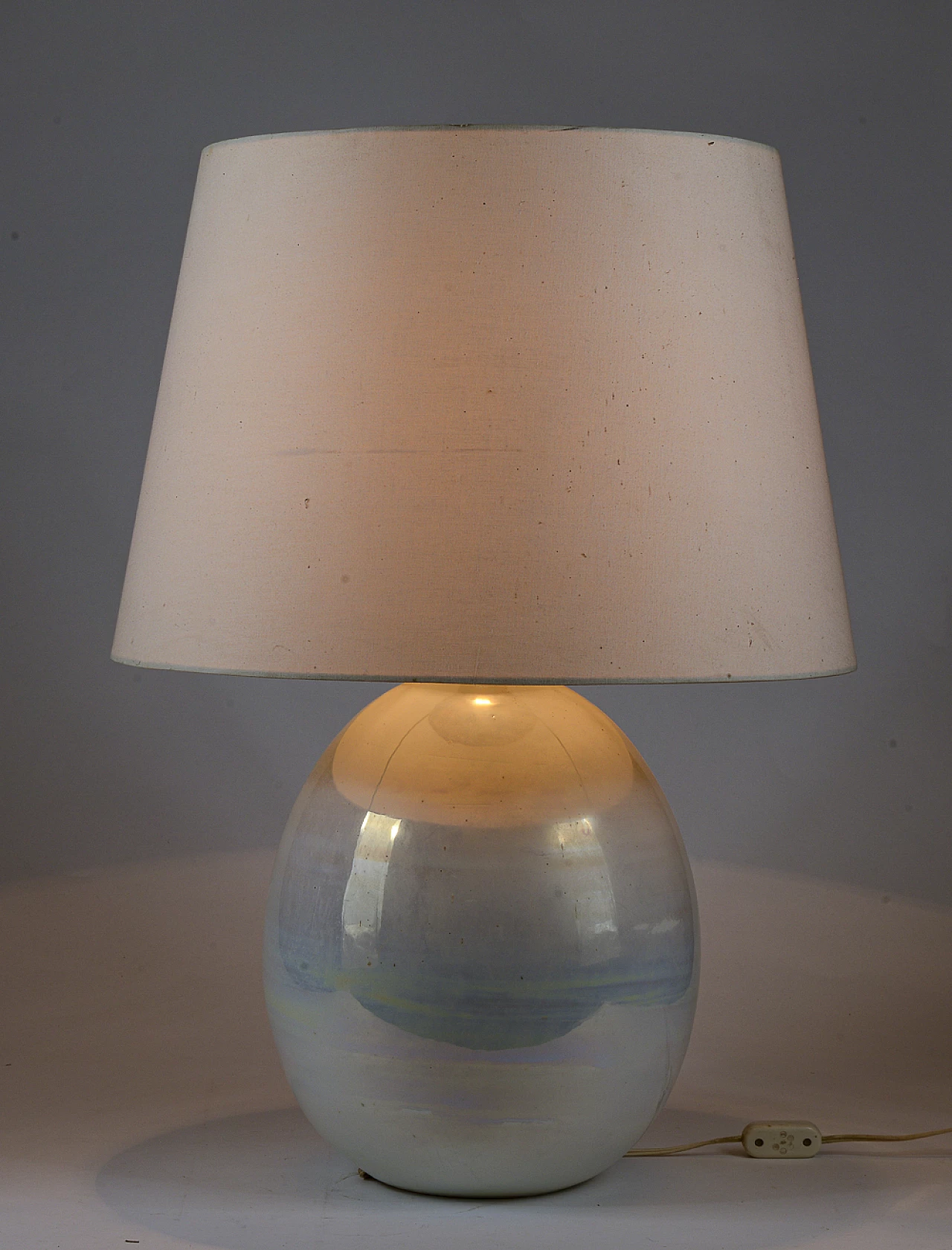 White iridescent glazed pearl ceramic table lamp, 1980s 5