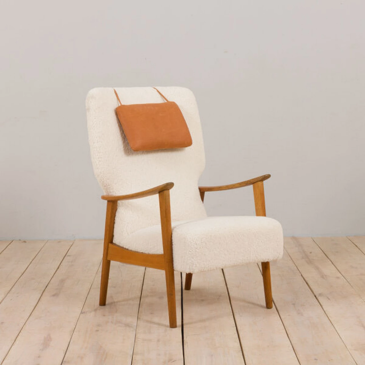 Oak lounge chair, boucle fabric and aniline leather by Fritz Hansen, 1960s 1