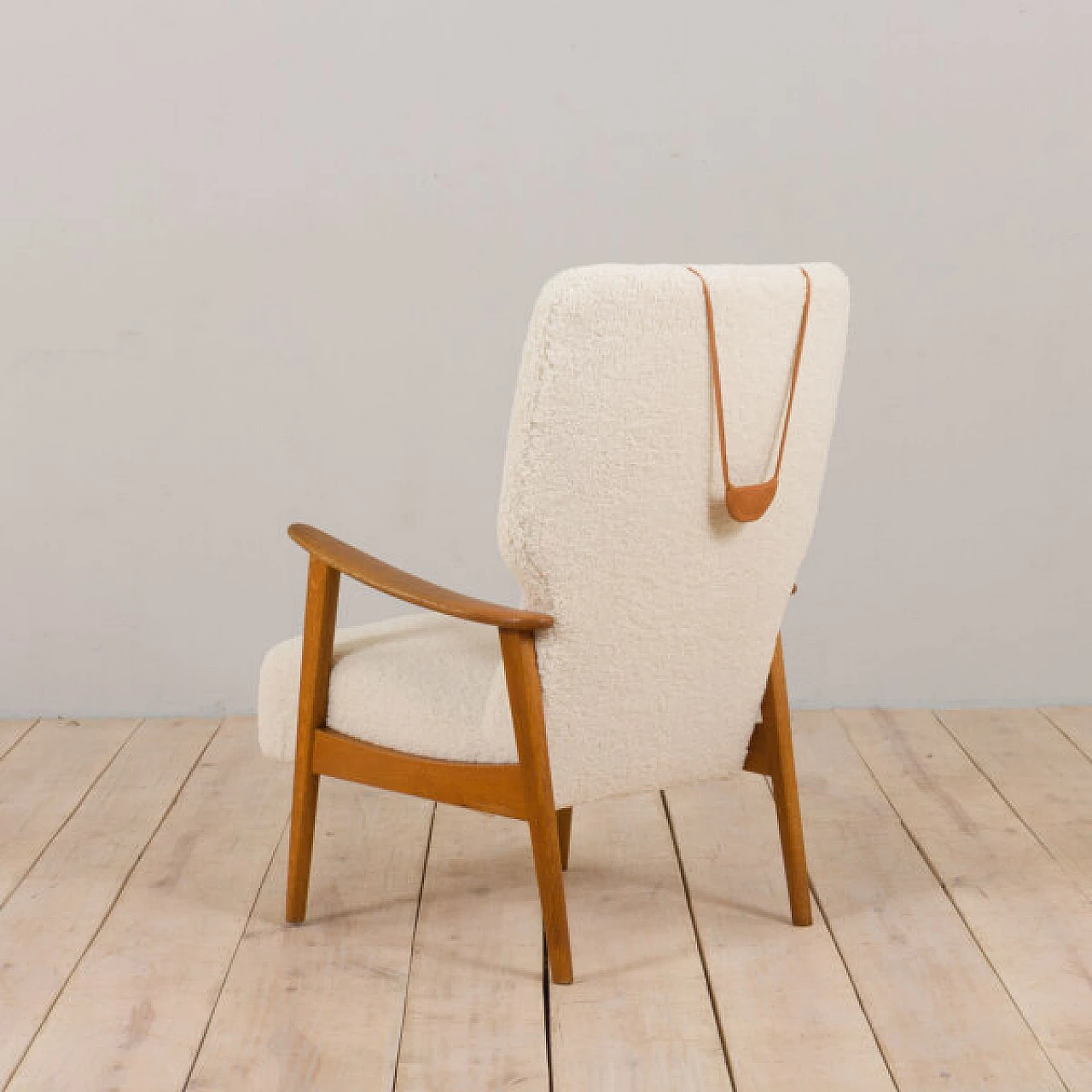 Oak lounge chair, boucle fabric and aniline leather by Fritz Hansen, 1960s 5