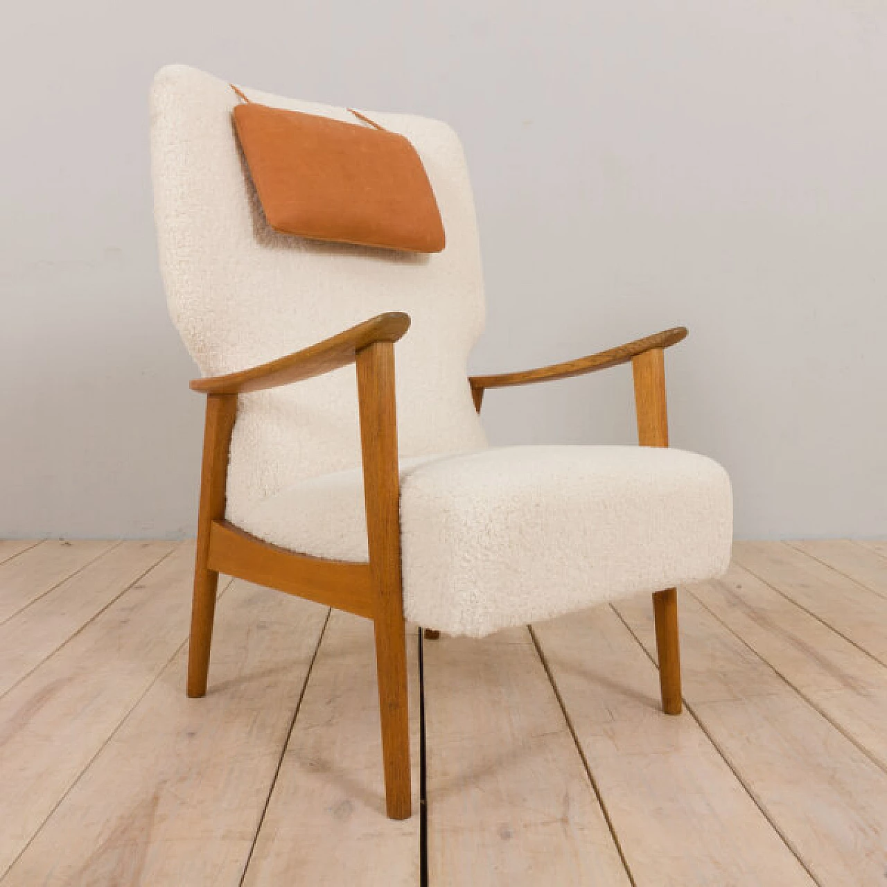 Oak lounge chair, boucle fabric and aniline leather by Fritz Hansen, 1960s 8