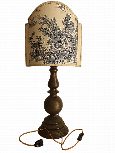 Brass candelabra table lamp