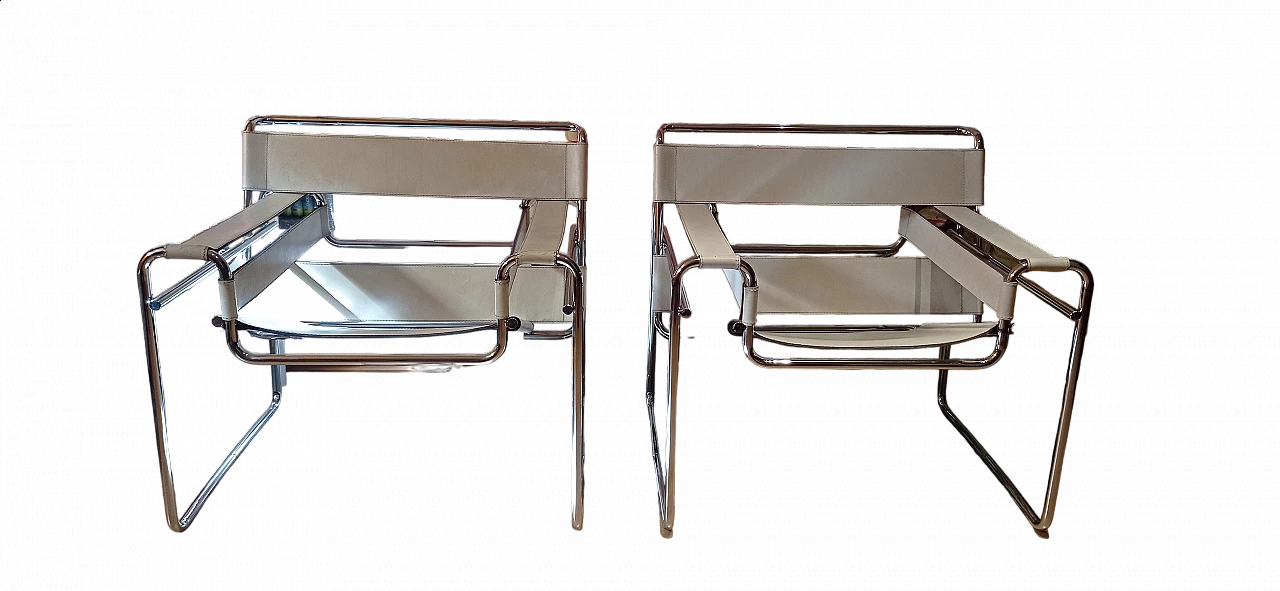 Pair of Wassily armchairs by Marcel Breuer for Dino Gavina, 1960s 267