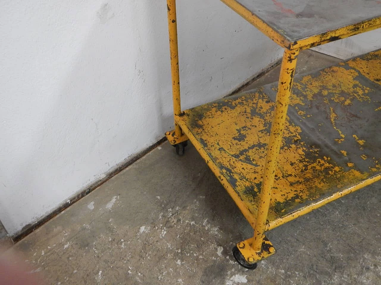 Carrello industriale in ferro giallo, anni '60 7