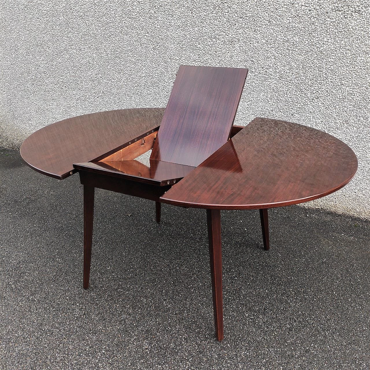 Extendable wood table by Vittorio Dassi, 1960s 9