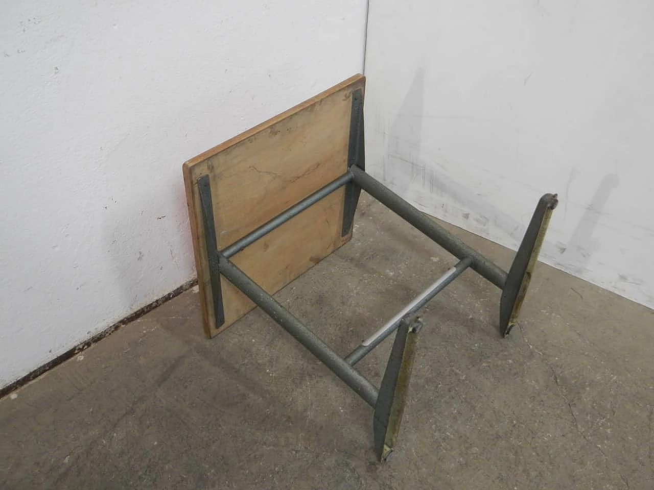 Iron school desk with beech and formica top, 1960s 4