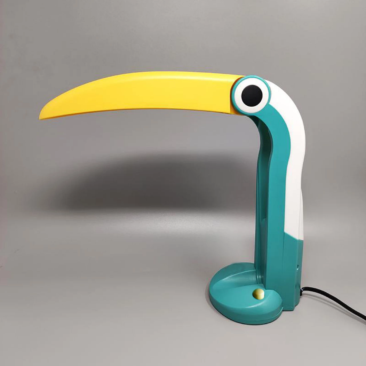 Toucan table lamp by H.T. Huang for Lenoir, 1980s 4