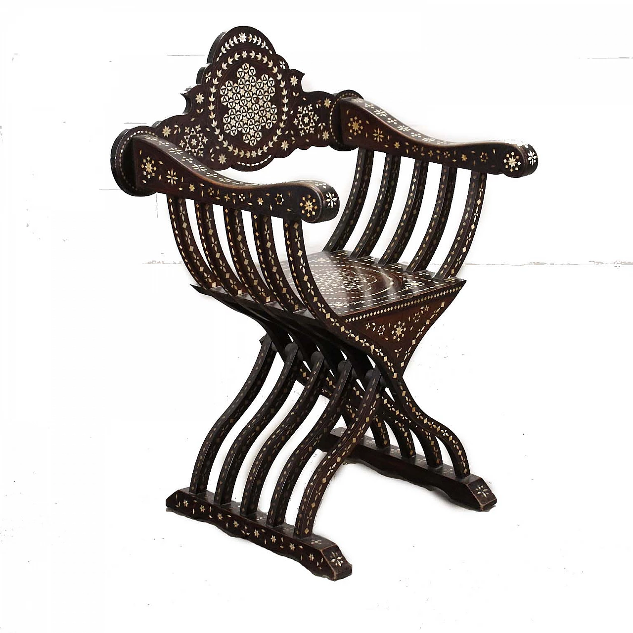 Sedia Savonarola intarsiata attribuita ad Adriano Brambilla, '800 1