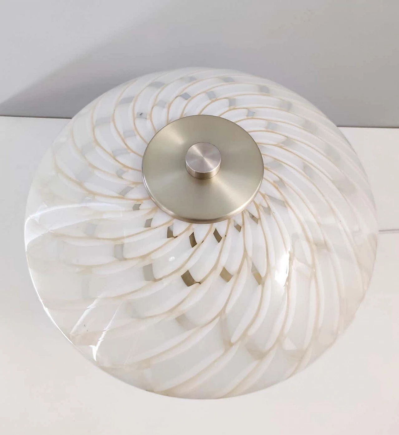 Postmodern Murano glass and brass table lamp, 1980s 10