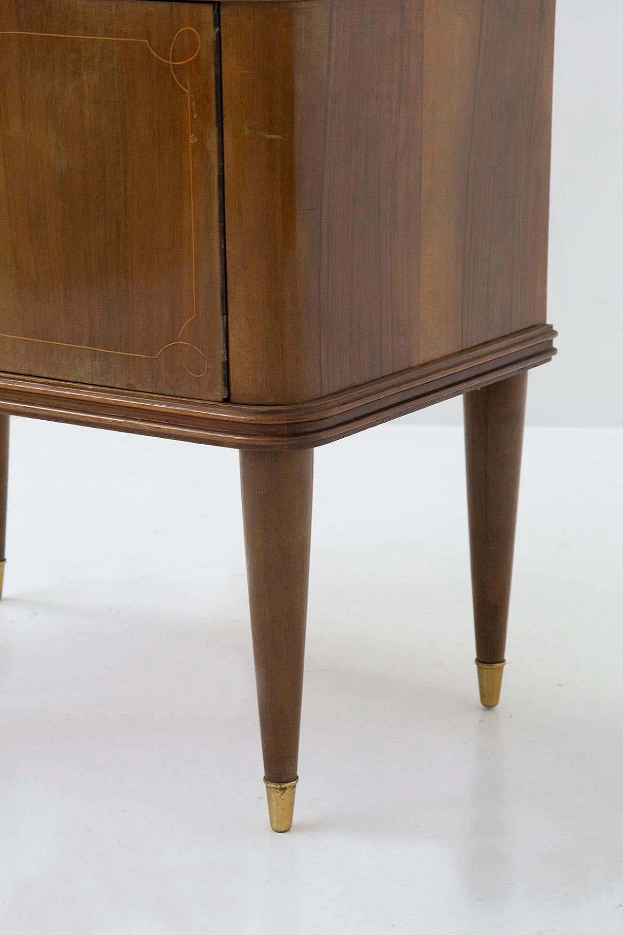Pair of brass and glass bedside tables attributed to Paolo Buffa, 1950s 5