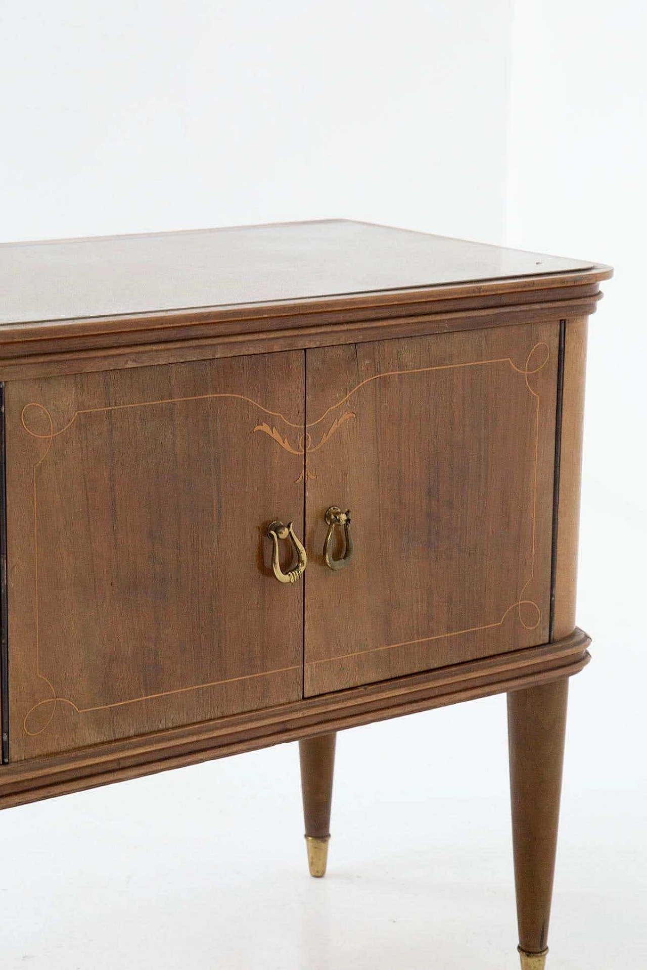 Pair of brass and glass bedside tables attributed to Paolo Buffa, 1950s 6