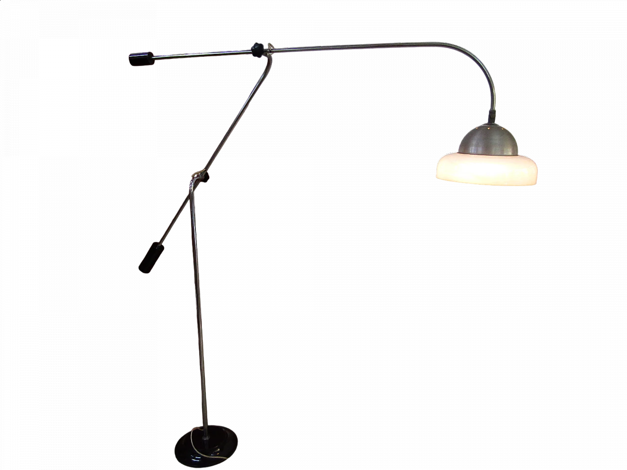 Chrome-plated steel floor lamp with plexiglass diffuser, 1970s 14