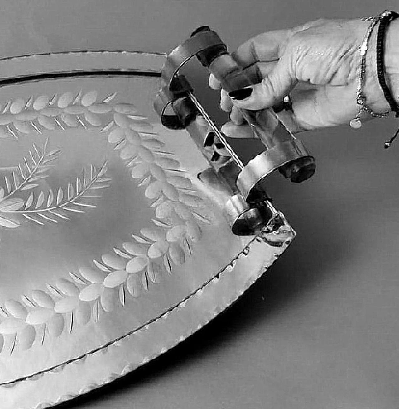 Engraved and beveled mirror vanity tray, 1950s 16