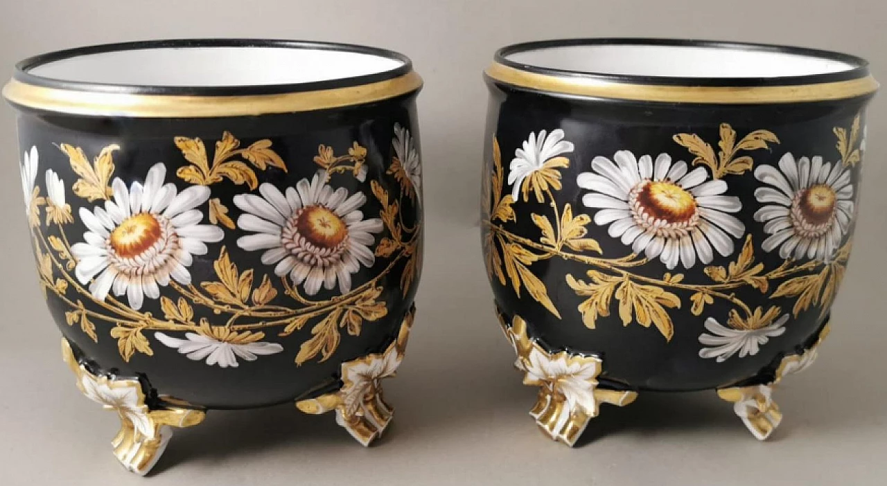 Pair of Napoleon III painted porcelain cachepots, late 19th century 4