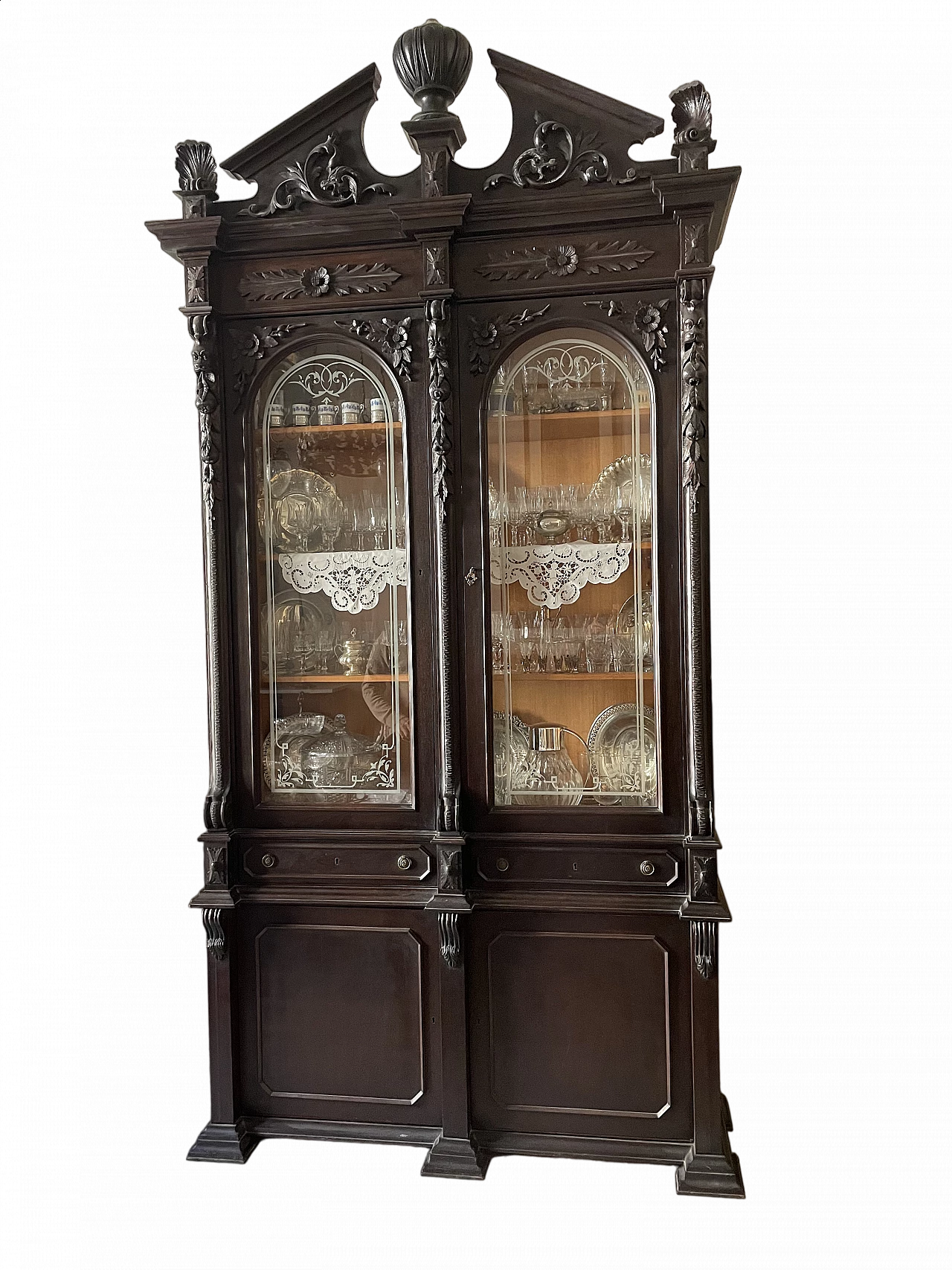 Carved wooden sideboard with display case, 19th century 28