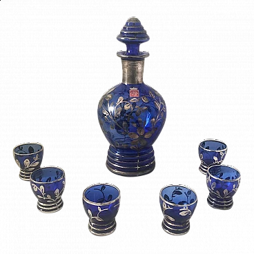 6 Art Deco glass liqueur cups and decanter, 1940s