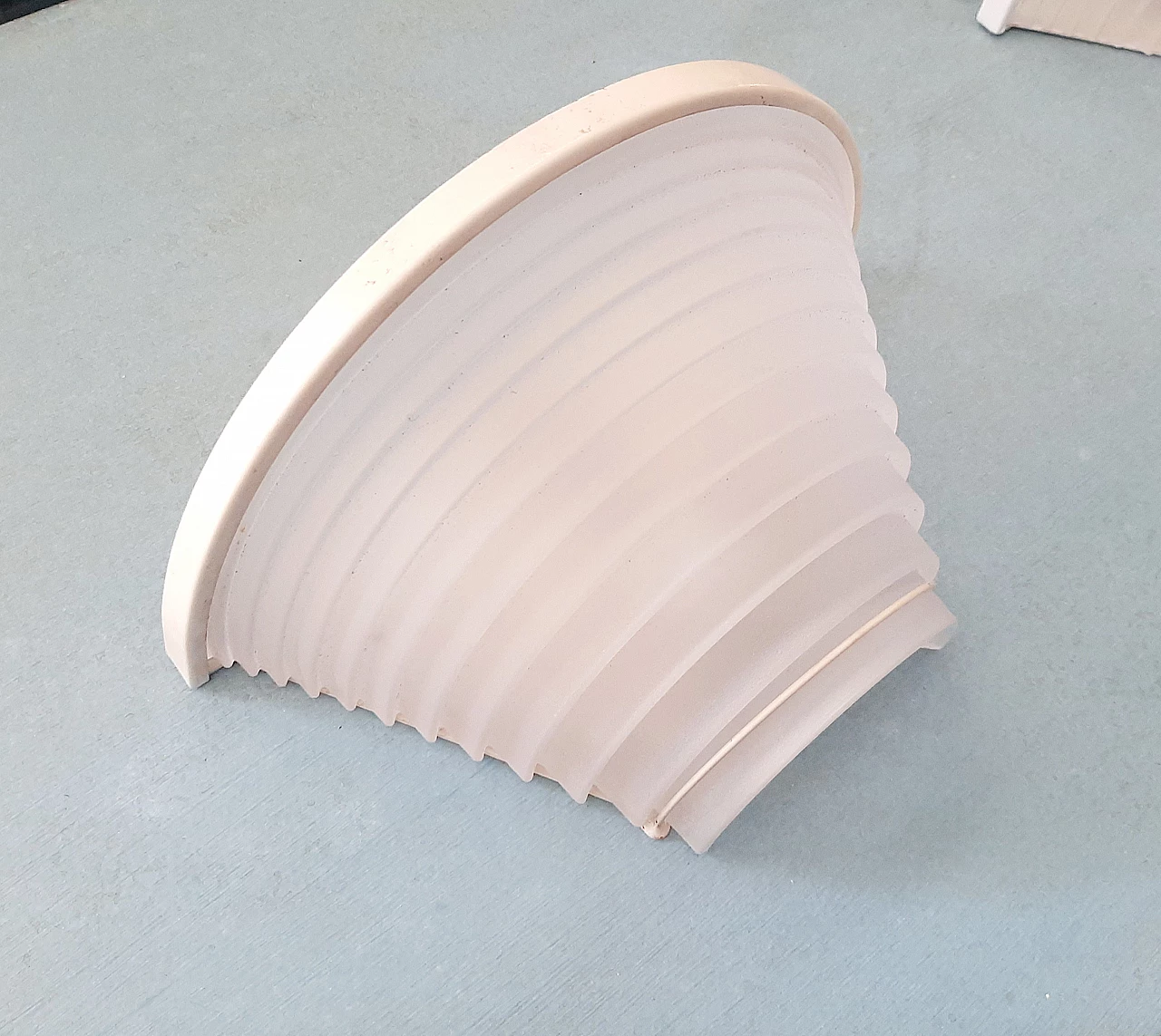 Coppia di applique Egisto di Angelo Mangiarotti per Artemide, anni '80 4