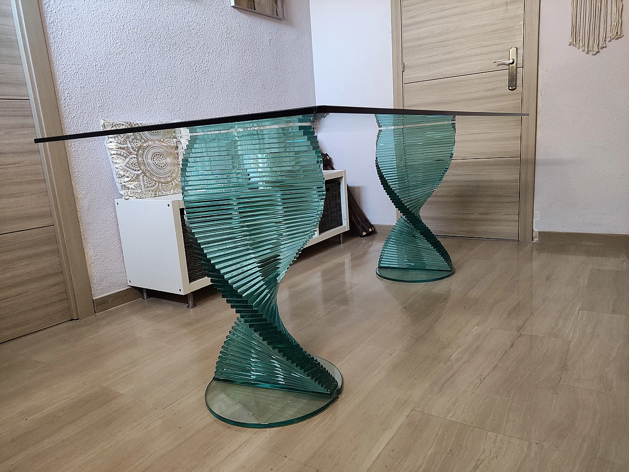 Crystal table with spiral legs by Ravello, 1980s 18