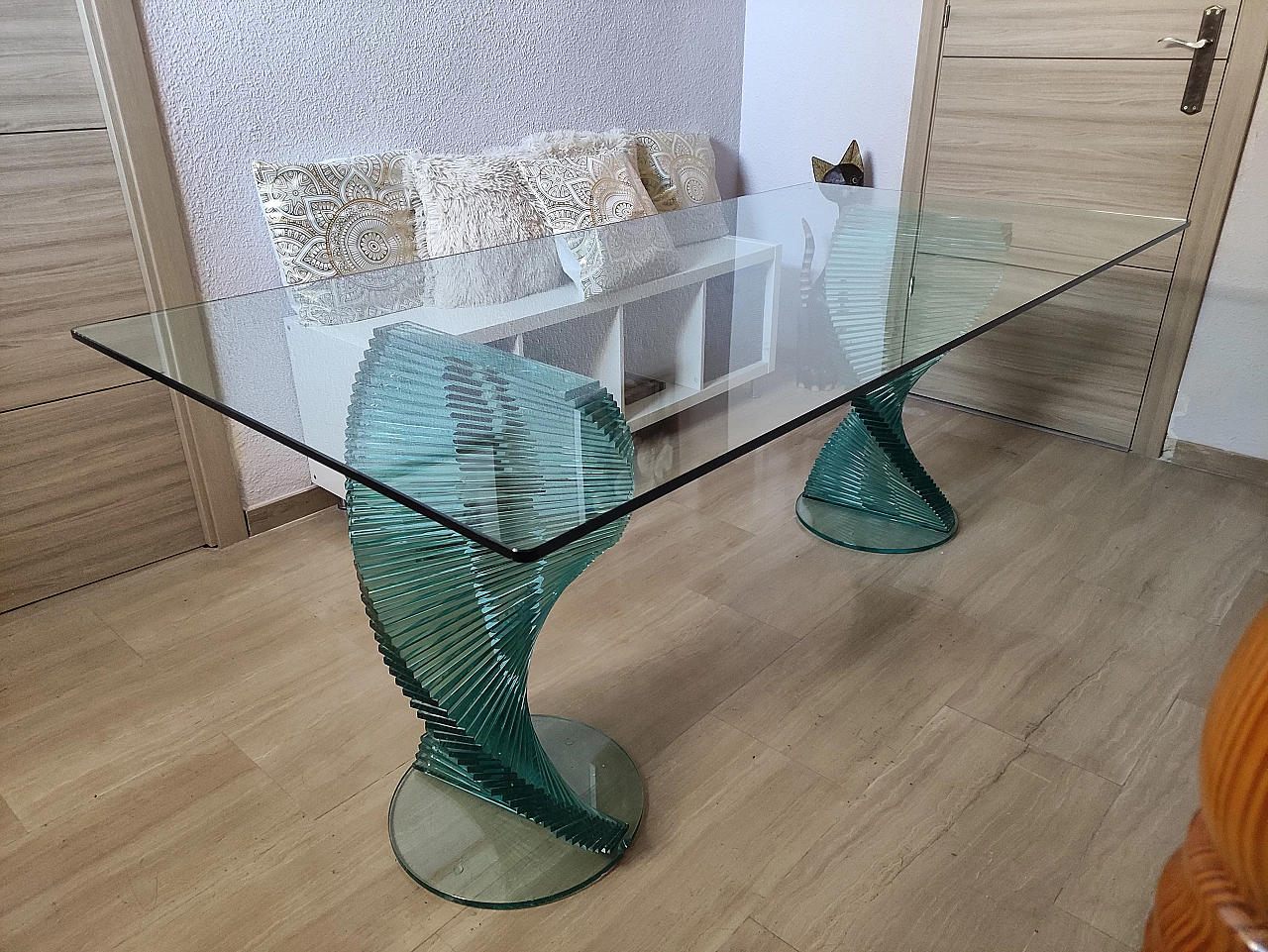 Crystal table with spiral legs by Ravello, 1980s 34