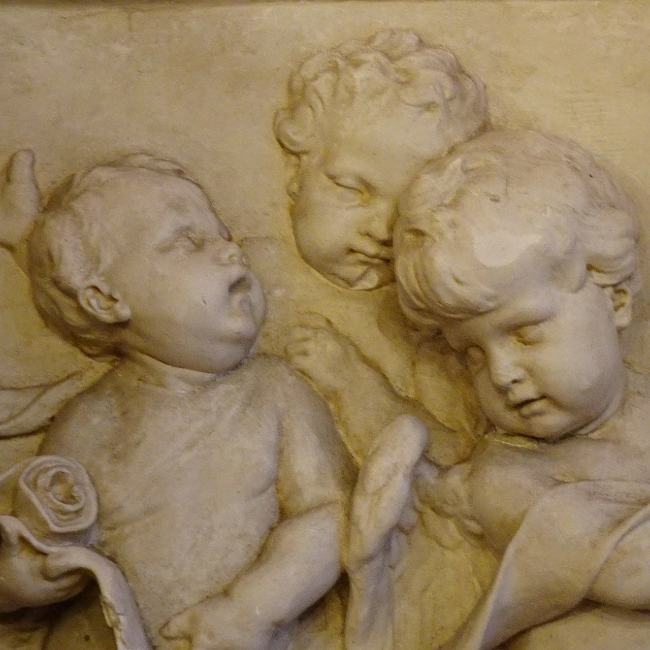 Plaster panel with high-relief of putti, early 20th century 3