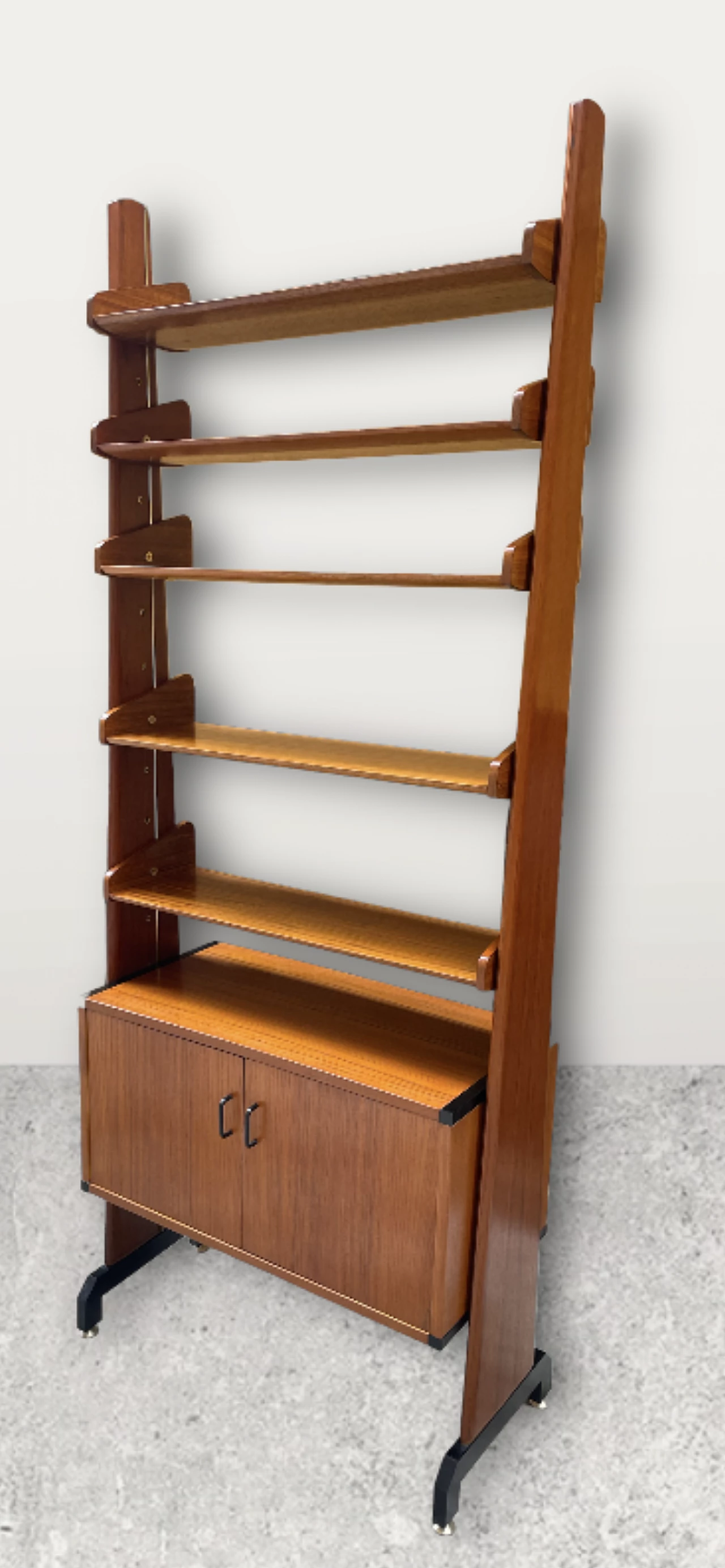 Teak bookcase attributed to Vittorio Dassi, 1960s 1