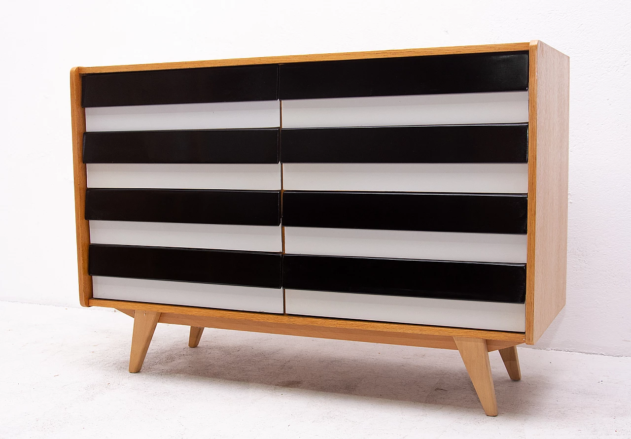 Cassettone U-453 di Jiří Jiroutek, anni '60 4