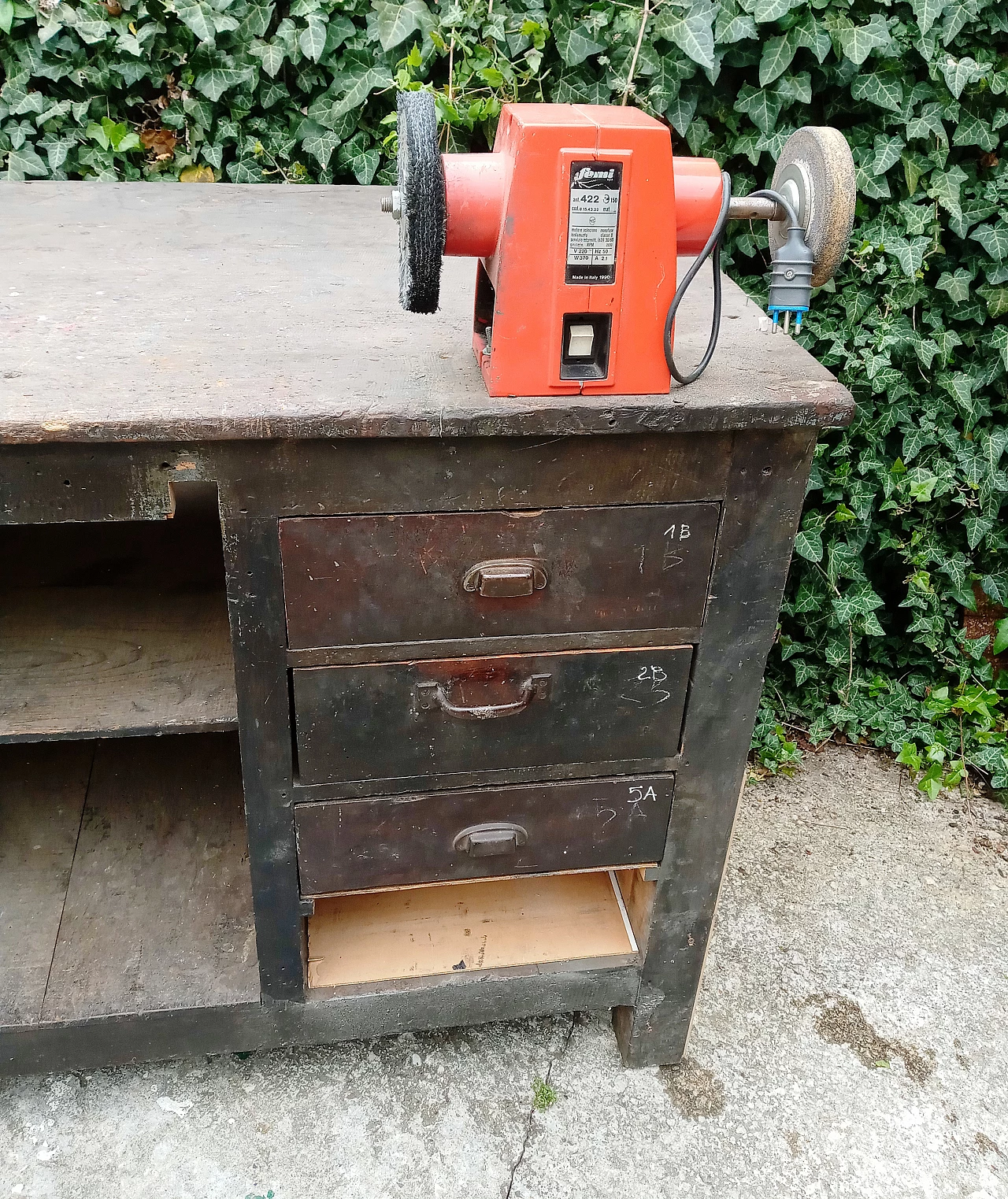 Workbench with vice and sander, 1940s 4