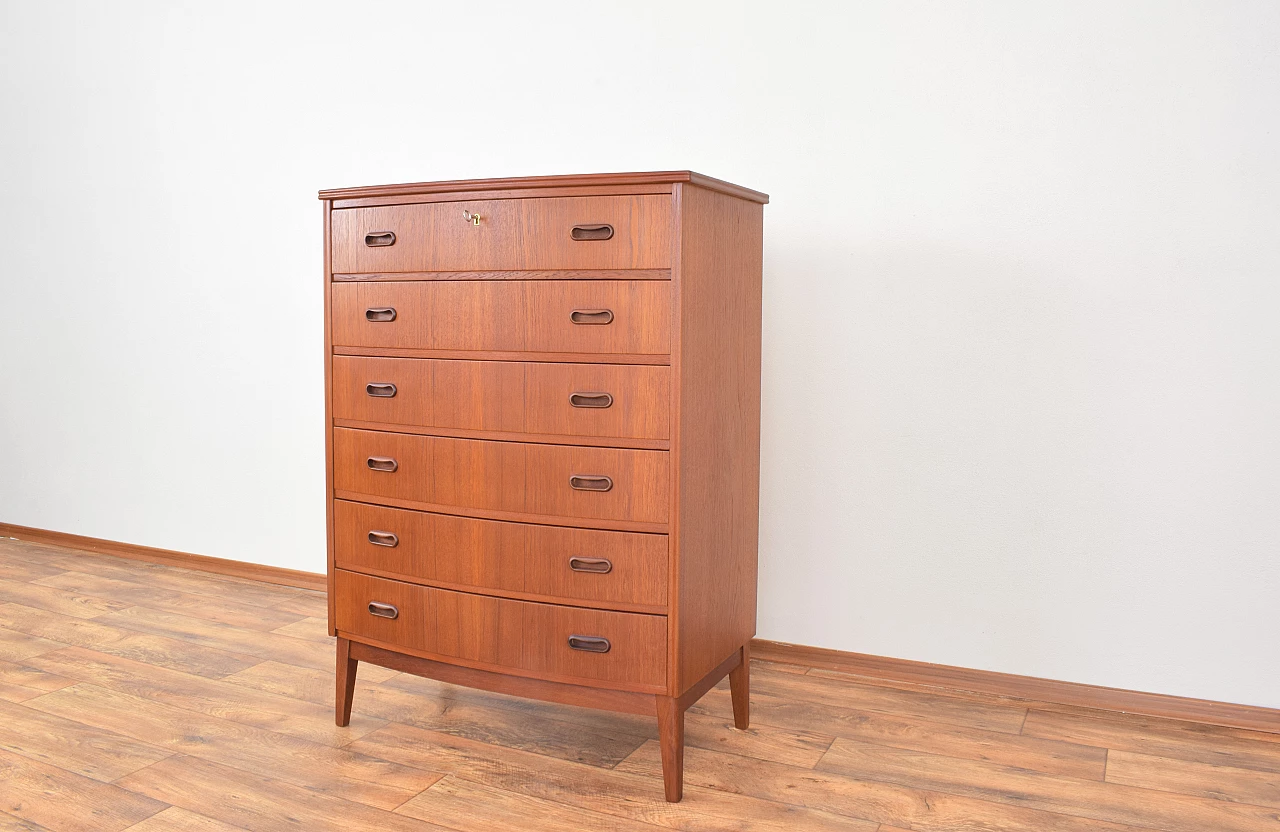 Danish teak chest of drawers with solid oak legs, 1960s 9
