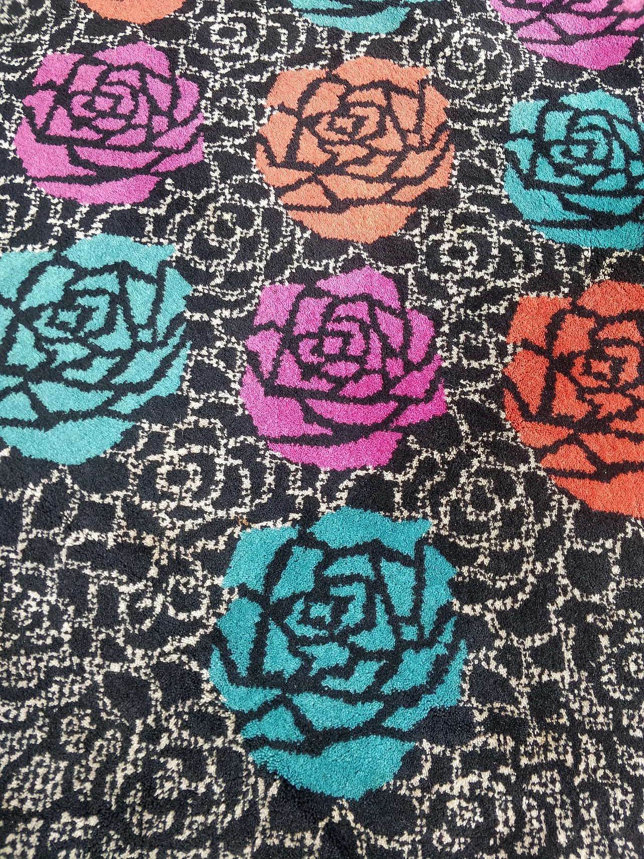 Tappeto con rose colorate di Ottavio Missoni per T&J Vestor, anni '80 5