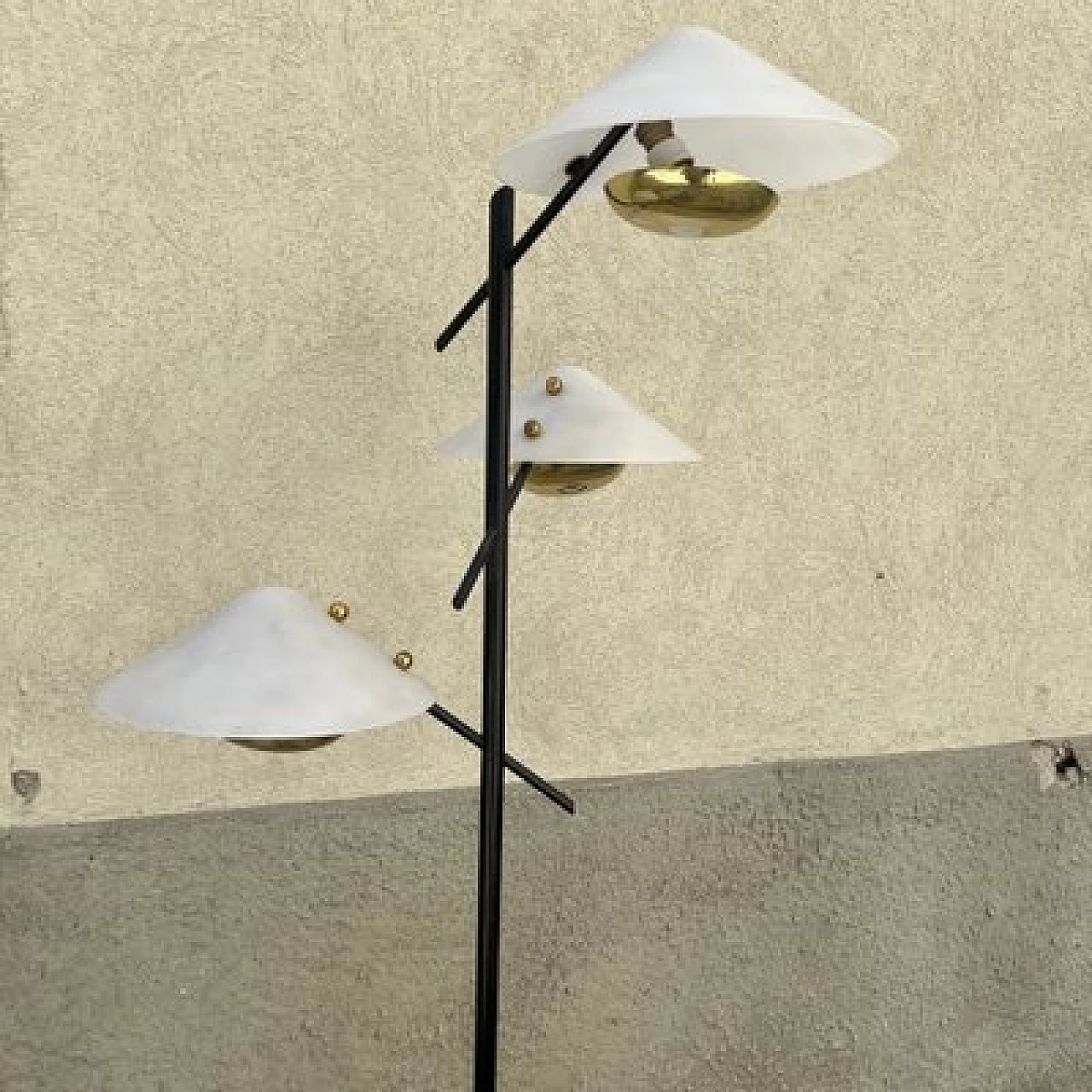Floor lamp with marble base in the style of Oluce, 1950s 3