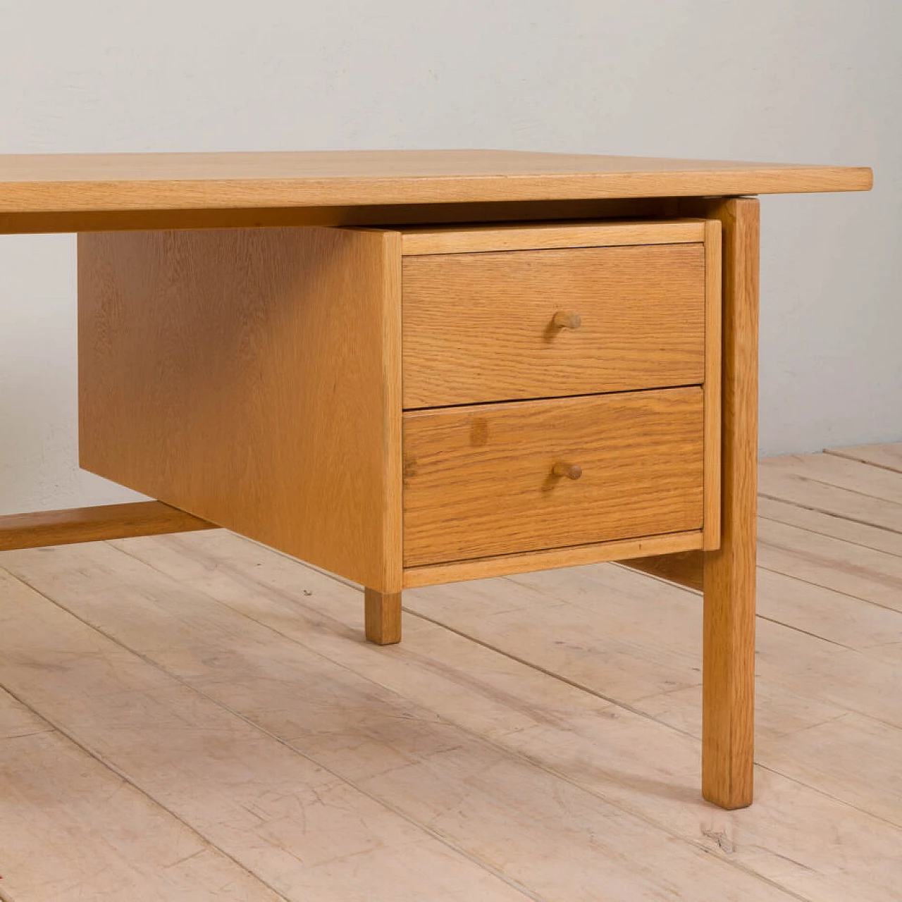 Danish oak 156 desk by Hans J. Wegner for Getama, 1970s 17