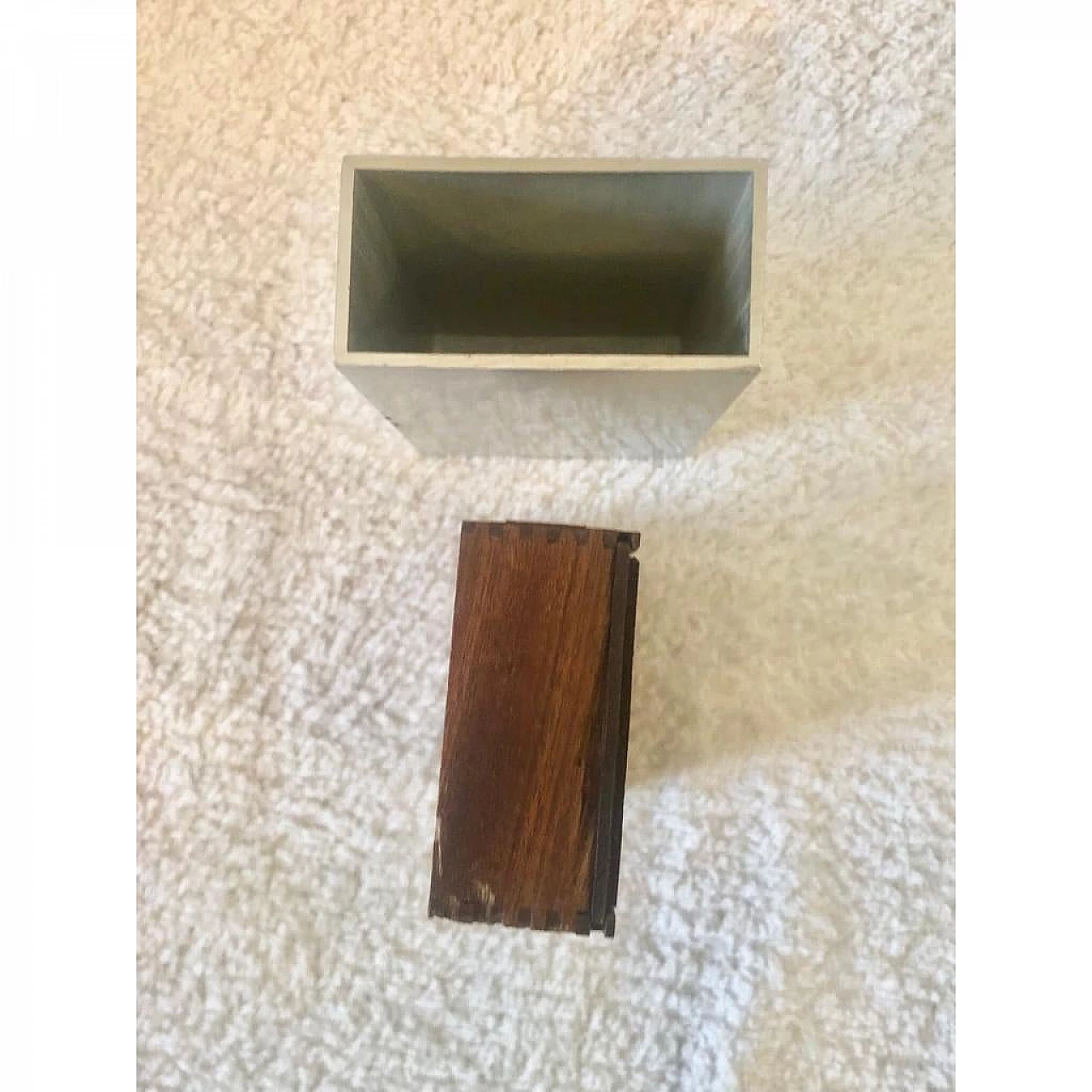 Scatola di fiammiferi in metallo smaltato in stile Piero Fornasetti, anni '60 7