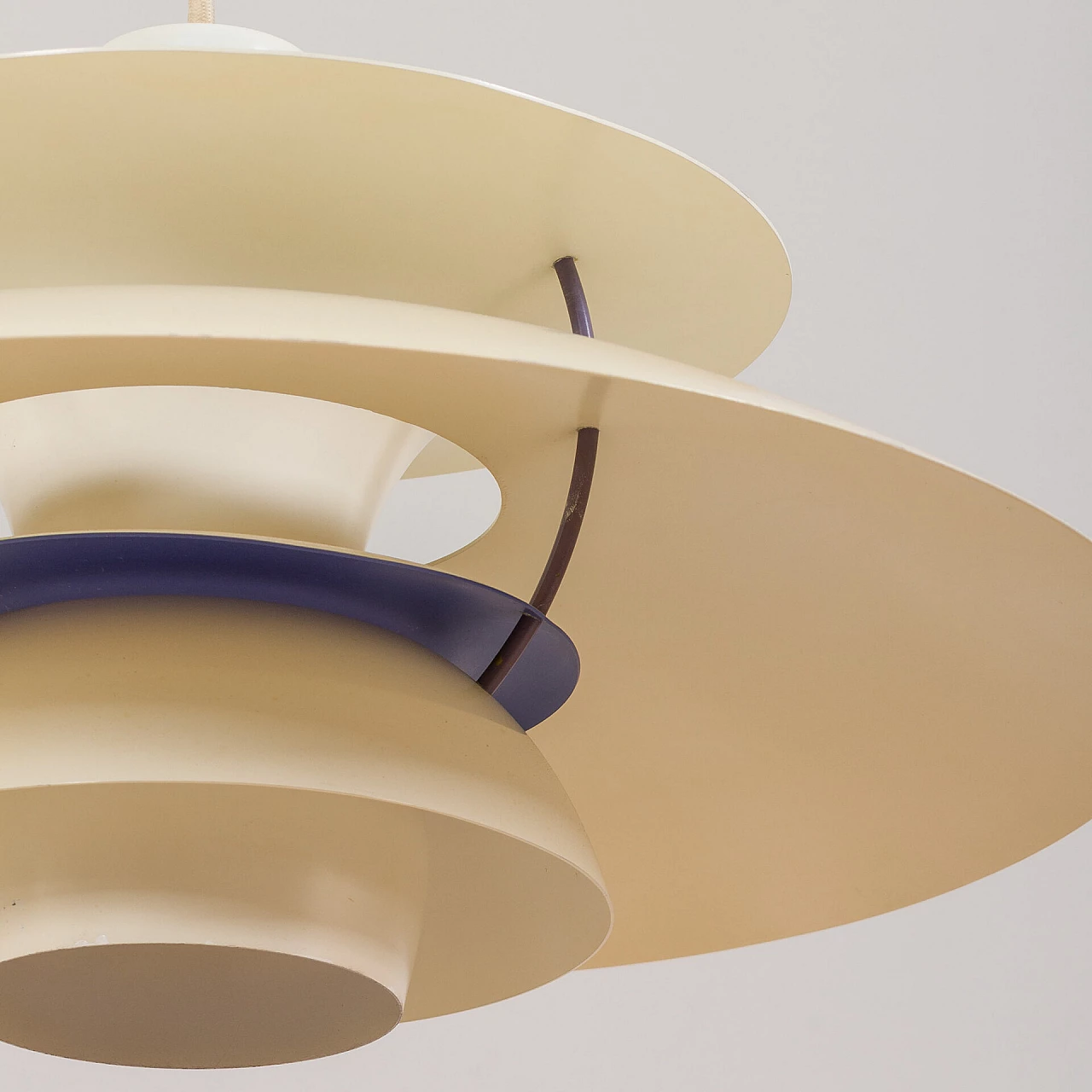 Coppia di lampade PH5 di Poul Henningsen per Louis Poulsen, anni '50 11