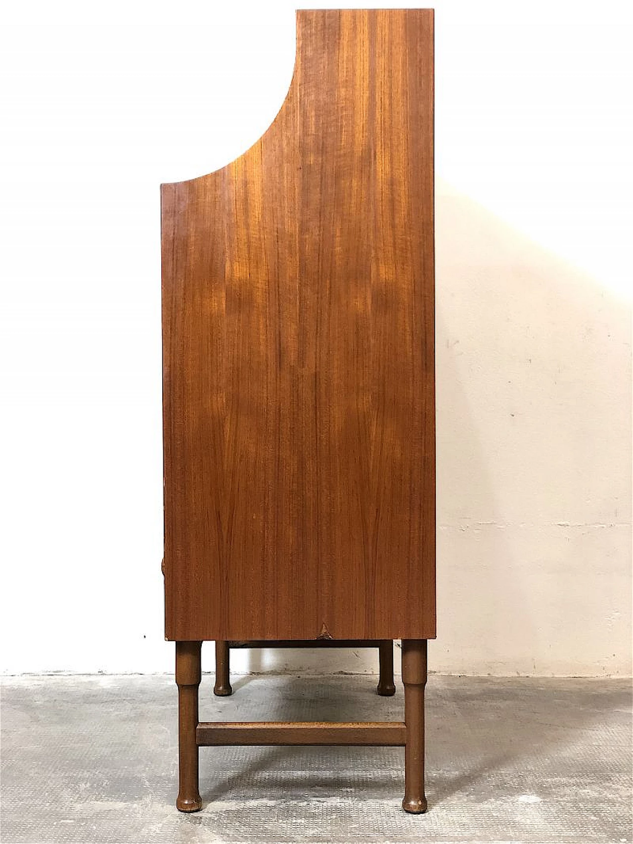 Credenza in legno massello impiallacciato teak, anni '60 12